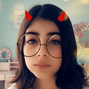 Meet your Posher, Liv